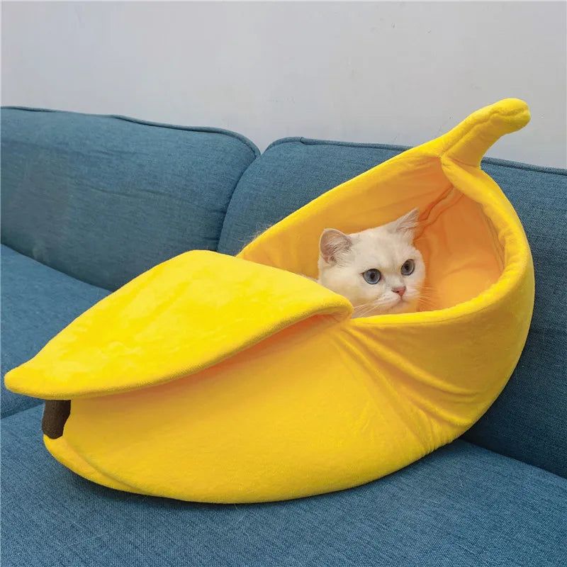 Banana Shaped Pet Bedding Comfortable Cat Nest Mat Winter Cushion Warm Soft Funny Kitten Sleeping Bag Cute Cozy Dog Accessories